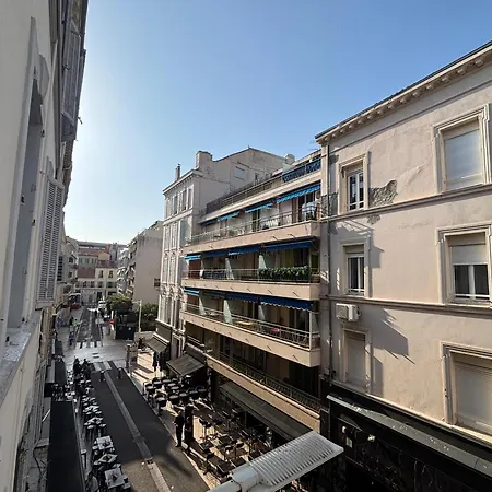 Heart Of Carre D'or